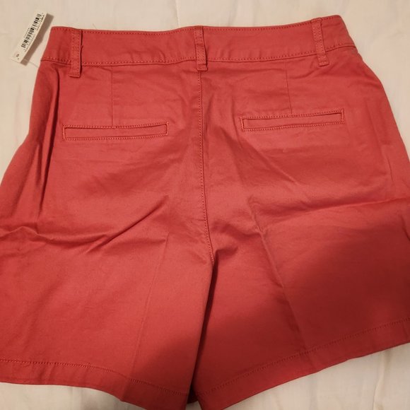 Chinos - Picture 2 of 3
